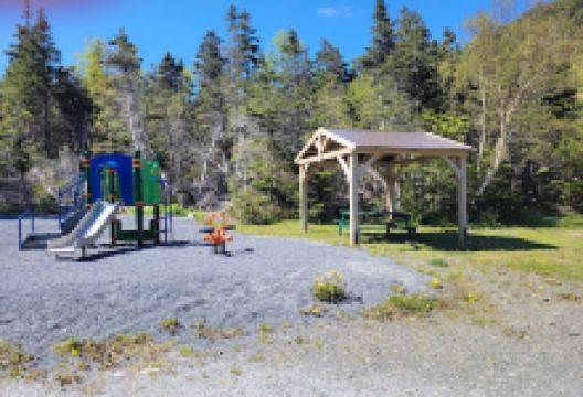 Blow Me Down Provincial Park景点图片