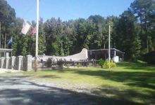 B-17 Memorial Park景点图片