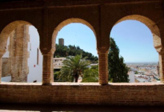 Iglesia de Santa Maria de la Encarnacion景点图片