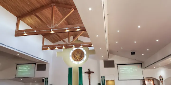 Holy Family Catholic Church