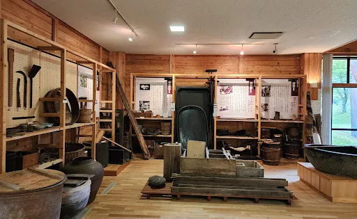 塩尻市 木曽漆器館