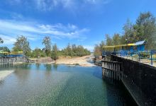 Wooden bridge of Mentawa景点图片