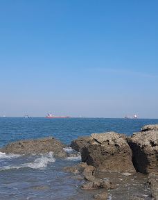 Hẻm thông biển 107 Trần Phú-头顿