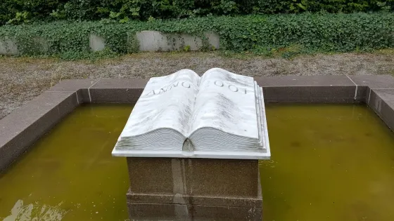瓦爾內明德