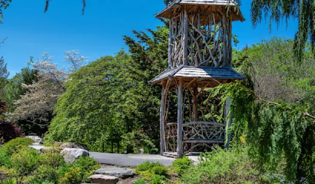 Massachusetts Horticultural Society - Garden at Elm Bank