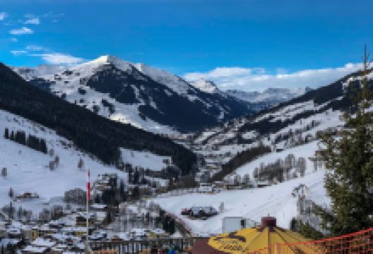 Bernkogelbahn景点图片