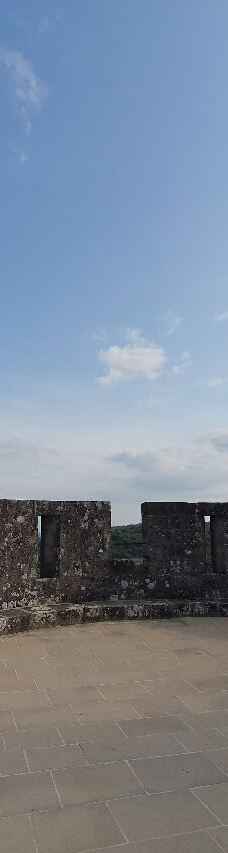 Najac Castle-纳雅克
