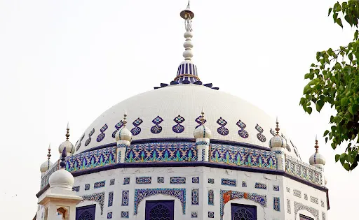 Tomb Hafiz Jamal