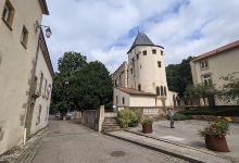 Saint Quentin Church景点图片