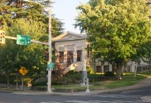 Ashland Library景点图片