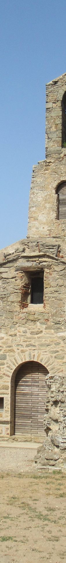 Iglesia de Santa Helena de Roda-塞尔瓦港