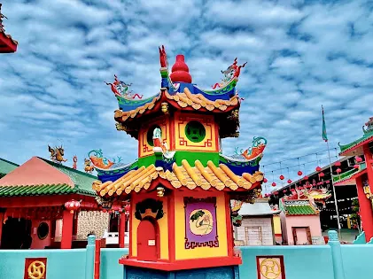 神廟襯。六灣