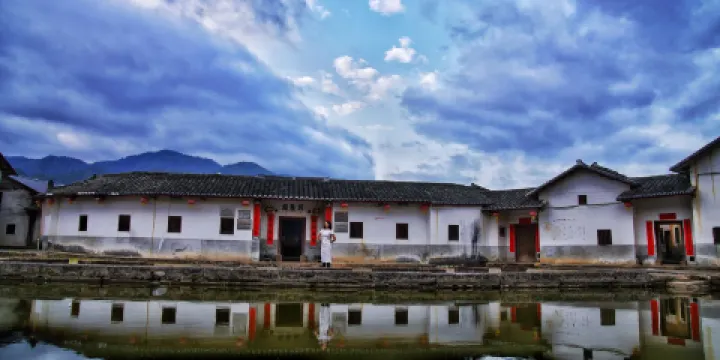 興隆民俗文化村