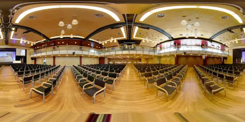 Kultur- und Kongresshaus Am Dom