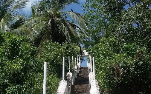 Nawimana girikandararama purana viharaya