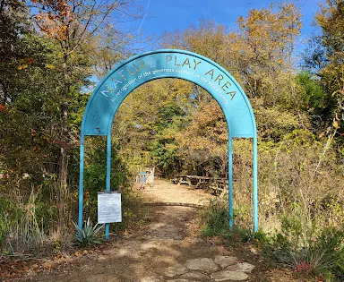 Dogwood Canyon Audubon Center