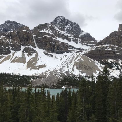 加拿大温哥华+基洛纳+坎卢普斯+班夫国家公园+幽鹤国家公园+贾斯珀国家公园10日9晚拼小团