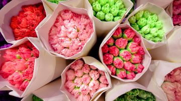 Pak Khlong Talat (Flower Market)