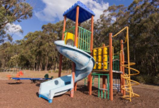 Vermont Place Park Playground景点图片