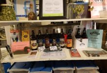 Oak Pond Brewing Company景点图片