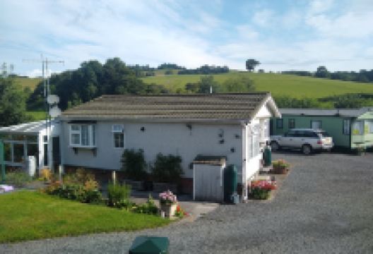 The Goetre Retreat Caravan Park景点图片