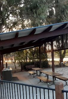 Lakes edge adventure playground-汉密尔顿