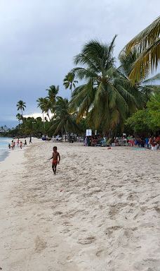Playa Publica Bayahibe-圣拉斐尔－德尔尤马