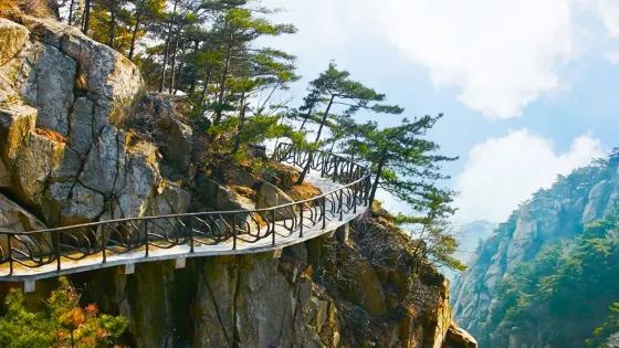 蒙山棧道