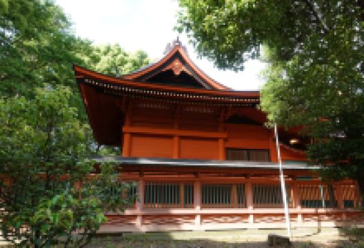 飯香岡八幡宮本殿景点图片