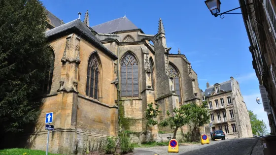 Basilique Notre-Dame-d'Espérance