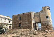 Piccola spiaggia di Calabernardo景点图片