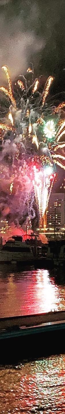 热海海上花火大会-热海市