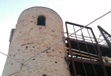 Torre Aragonese景点图片