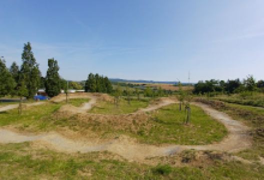 Lesopark U Vodojemu景点图片