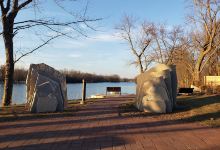 Veterans Serenity Park景点图片