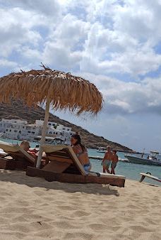 Paralia Milopotas-伊奥斯