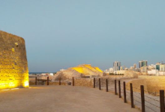 مأتم القلعة الحسيني景点图片