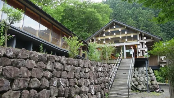 雲之上畫廊 檮原 木橋博物館