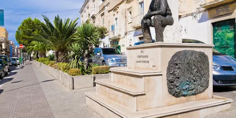 Statua del Contadino