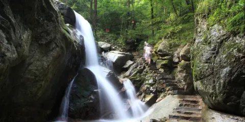 汶水河隧道漂流