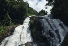 Charpa Waterfall景点图片