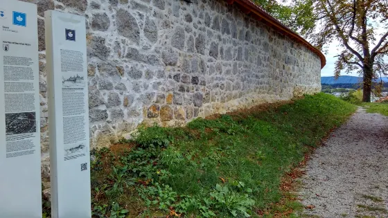 Šance in obrambno obzidje