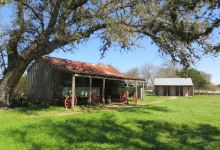 Dr. Pound Historical Farmstead景点图片