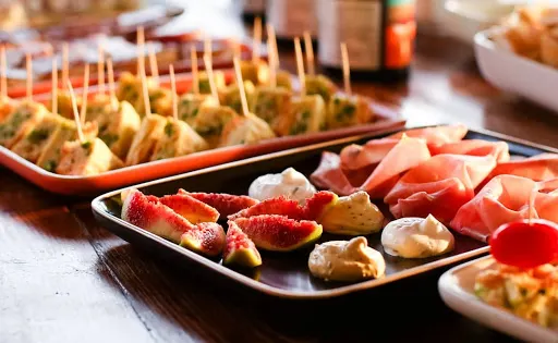 Parovel Cantina