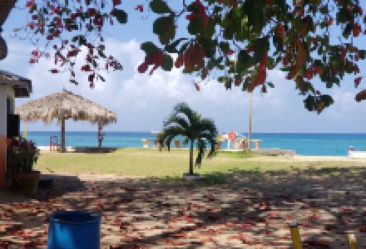 Salem beach景点图片