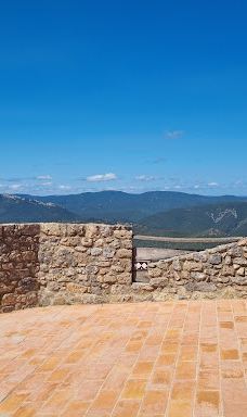 克里比城堡-屈屈尼昂