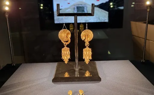 梁山市立博物館