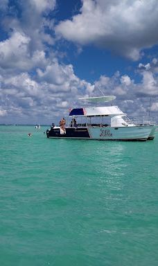 Piscina Natural Saona-圣拉斐尔－德尔尤马