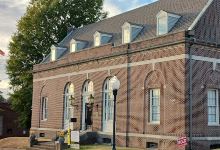 Fulton Public Library景点图片
