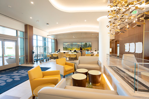 1913 Restaurant & Bar